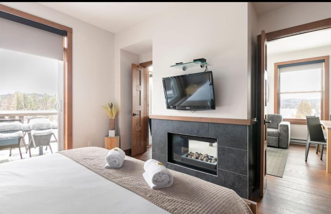 Suites Sur Lac Superieur-Mont-Tremblant Buitenkant foto